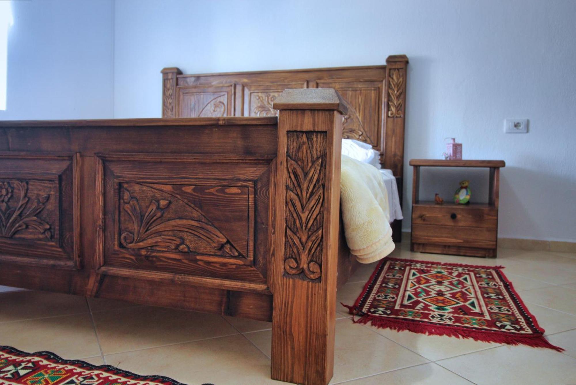 Gjirokastër Guri Guesthouse מראה חיצוני תמונה